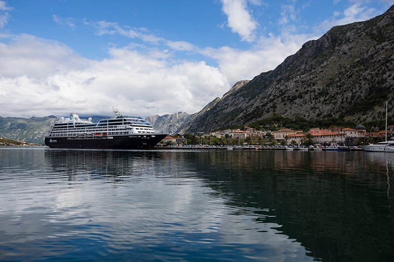 Azamara Onward image