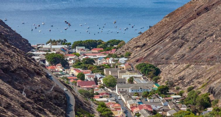 AZAMARA PURSUİT İLE KANARYA ADALARI & AFRİKA thmb img