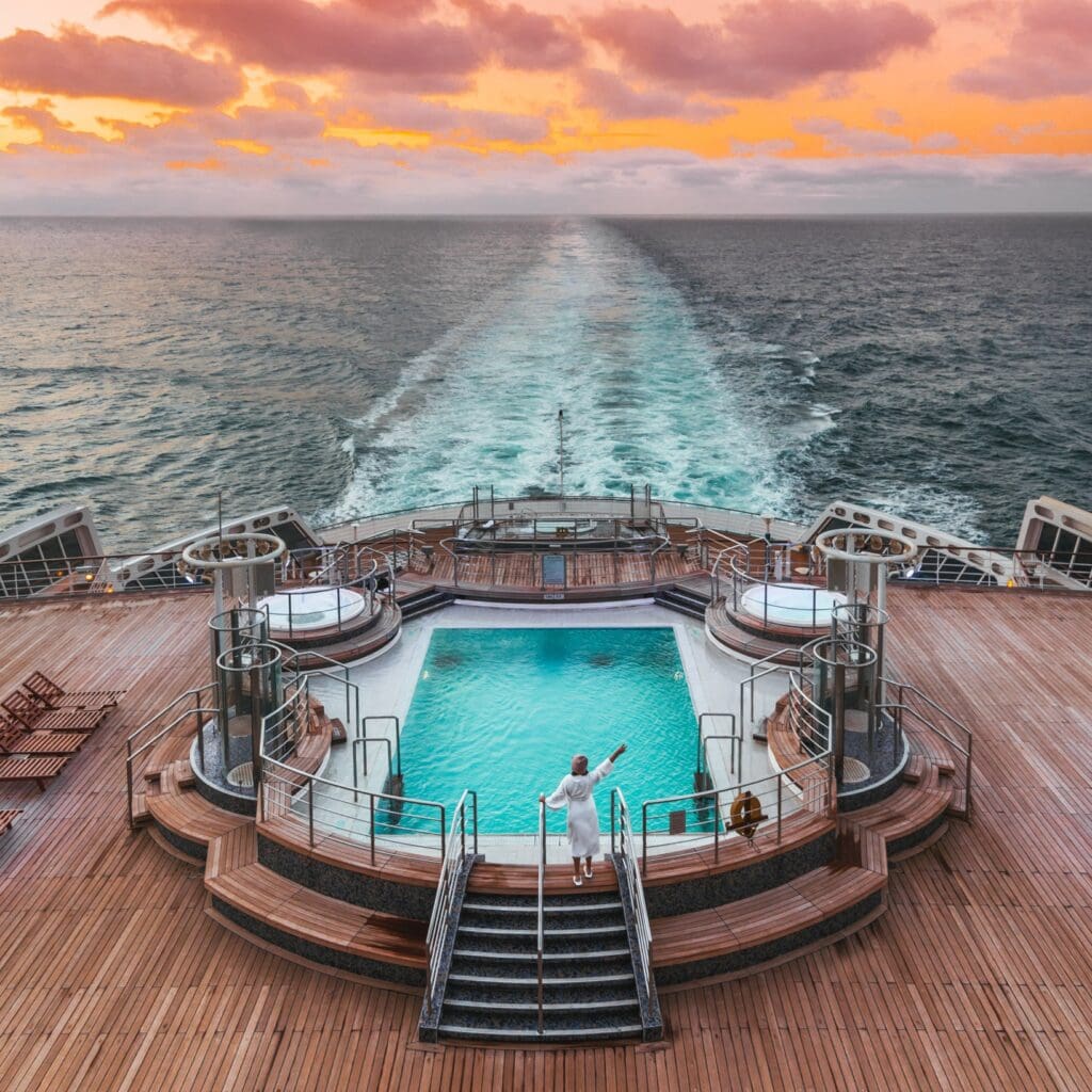 CUNARD 6* QUEEN MARY 2 İLE BRİTANYA thmb img
