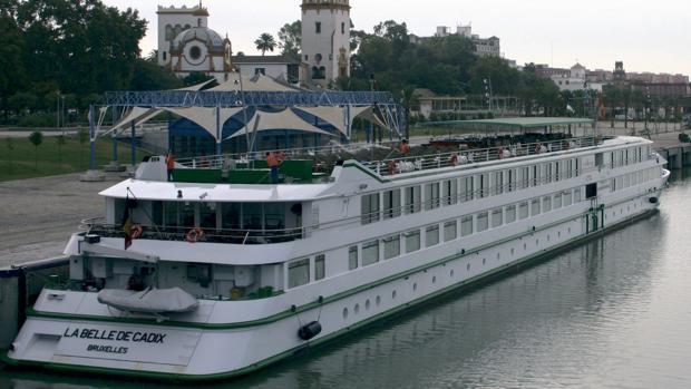 LA BELLE DE CADİX GEMİSİ İLE GUADALGUIVIR NEHİRİ thmb img