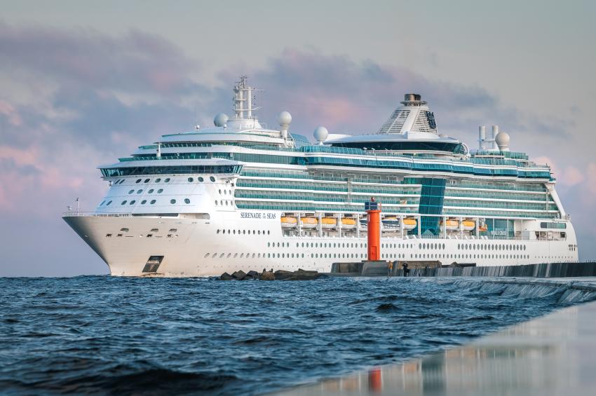 SERENADE OF THE SEAS İLE PANAMA KANALI 17 EYLÜL thmb img