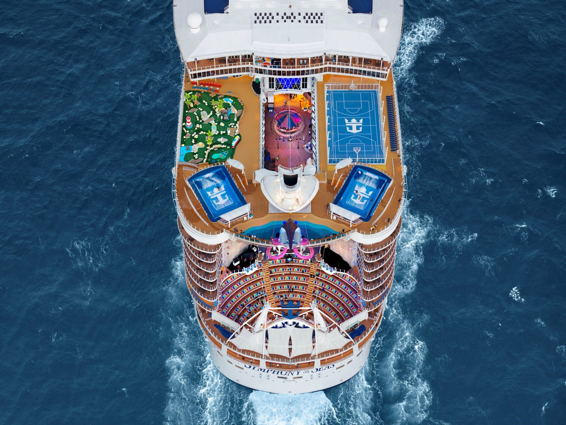 SYMPHONY OF THE SEAS İLE KARAYİPLER 8.11 & 6.12 thmb img