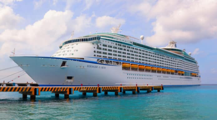 VOYAGER OF THE SEAS İLE YUNAN ADALARI 7 TEMMUZ thmb img