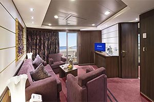 MSC Fantasia - MSC YACHT CLUB EXECUTIVE AND FAMILY SUITE WITH BALCONY DECK 16 (YCT)